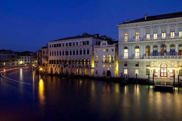 Key Location Near Palazzo Grassi Villa Venesia Bagian luar foto